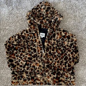 COZY & WARM LEOPARD PRINT JACKET